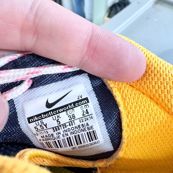 Nike Shoes Youth Size 5.5 Roshe Run Midnight Navy Pink Glow Running Sneakers - Picture 7 of 7